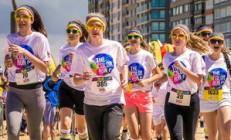 莱万多夫斯基巅峰对决，库里与30激战独行侠分钟，出色防守胜负难料！